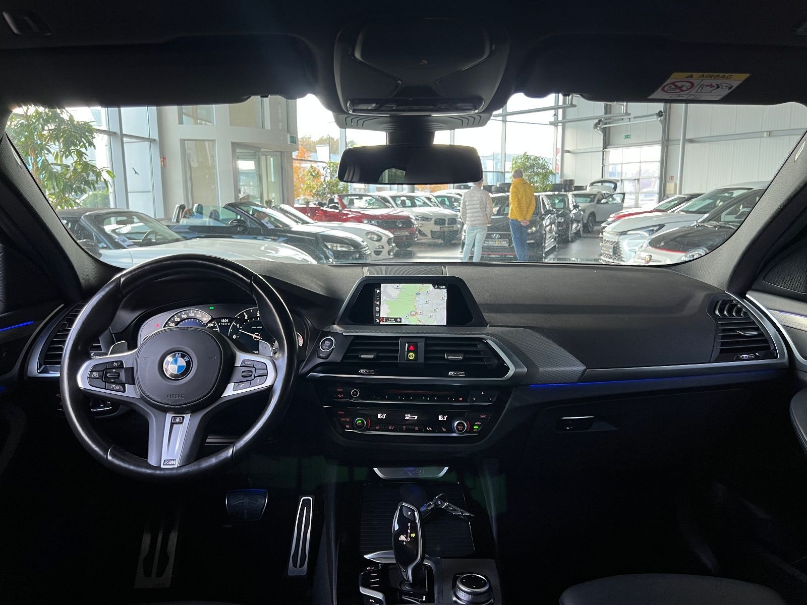 Fahrzeugabbildung BMW X4 xDrive 30 i M Sport AHK HUD LED NAV