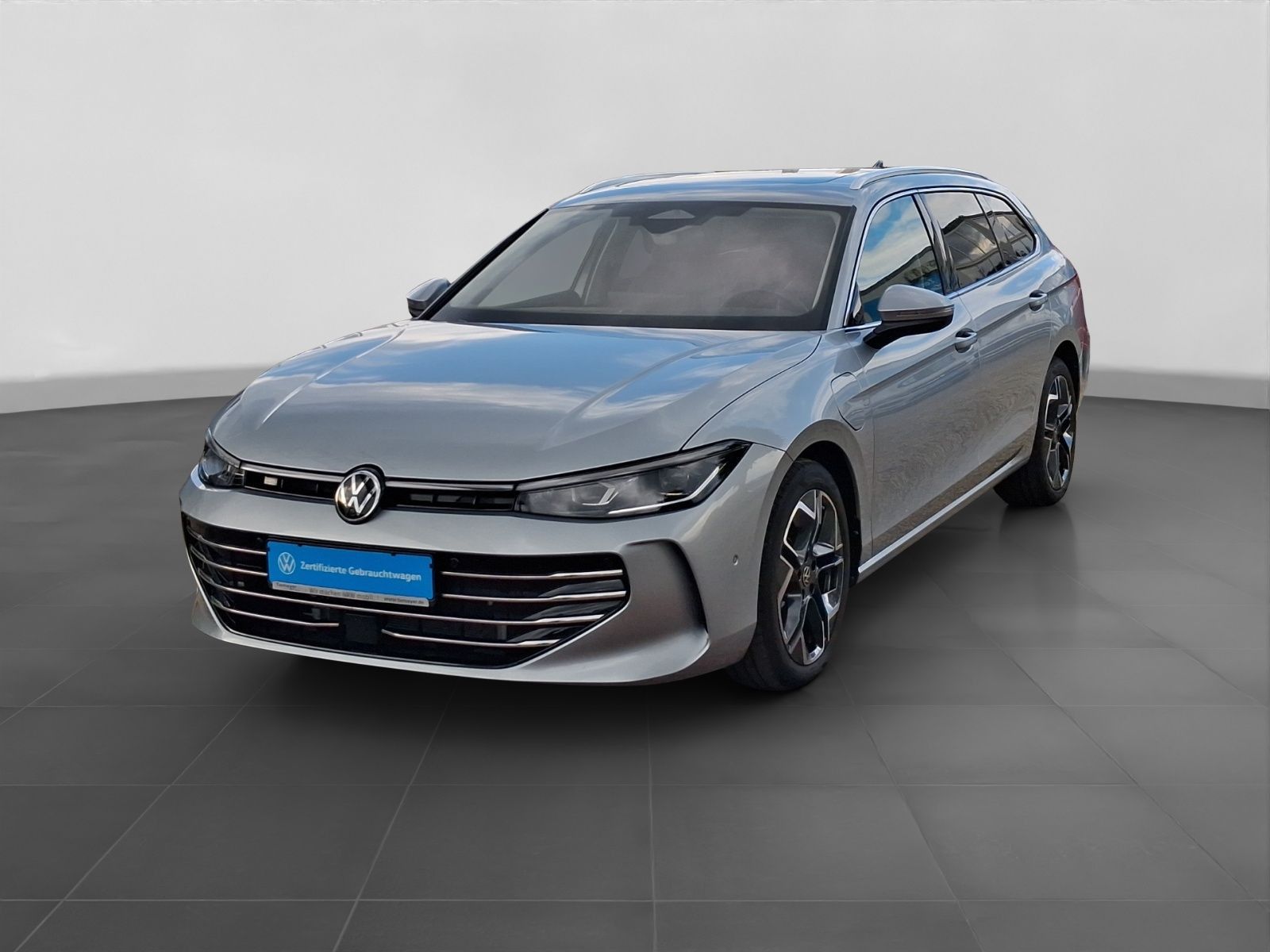 Volkswagen Passat Variant 1.5 eHybrid ELEGANCE PANO AHK foto 2