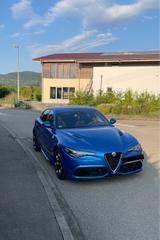 Alfa Romeo Giulia 2.9 V6 Bi-Turbo 375 kW AT8 Quadrifogl...