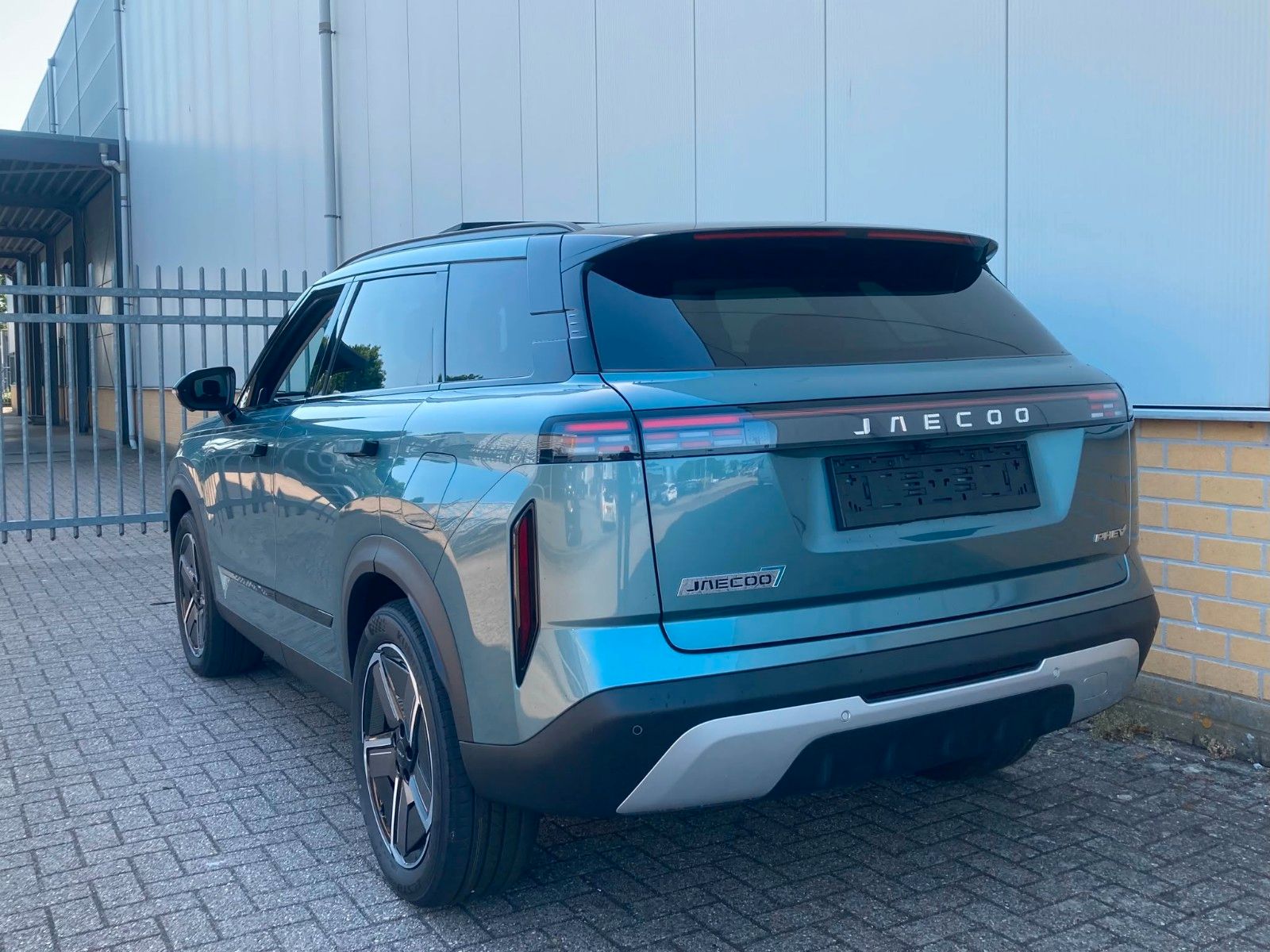 Fahrzeugabbildung JAECOO 7 1.5 TGDI PHEV 255 kW Exclusive/Sofort