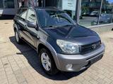 Toyota RAV 4 2.0 Sol 4x4 mit AHK - gebrauchte Toyota RAV 4 aus dem Jahr 2004