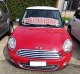 MINI Cooper D 1.6 16V Cooper D - rote MINI Cooper D