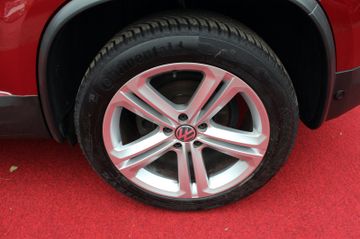 Volkswagen Tiguan - 8