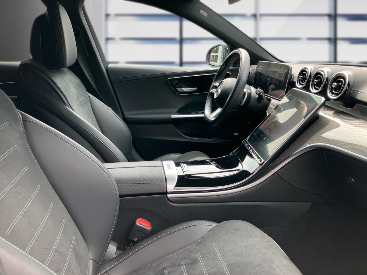 Fahrzeugabbildung Mercedes-Benz C 220 d 4M T AMG AHK Kamera Totwinkel LED Sounds