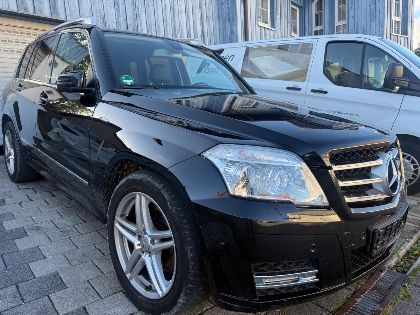 Mercedes-Benz GLK220, 2011