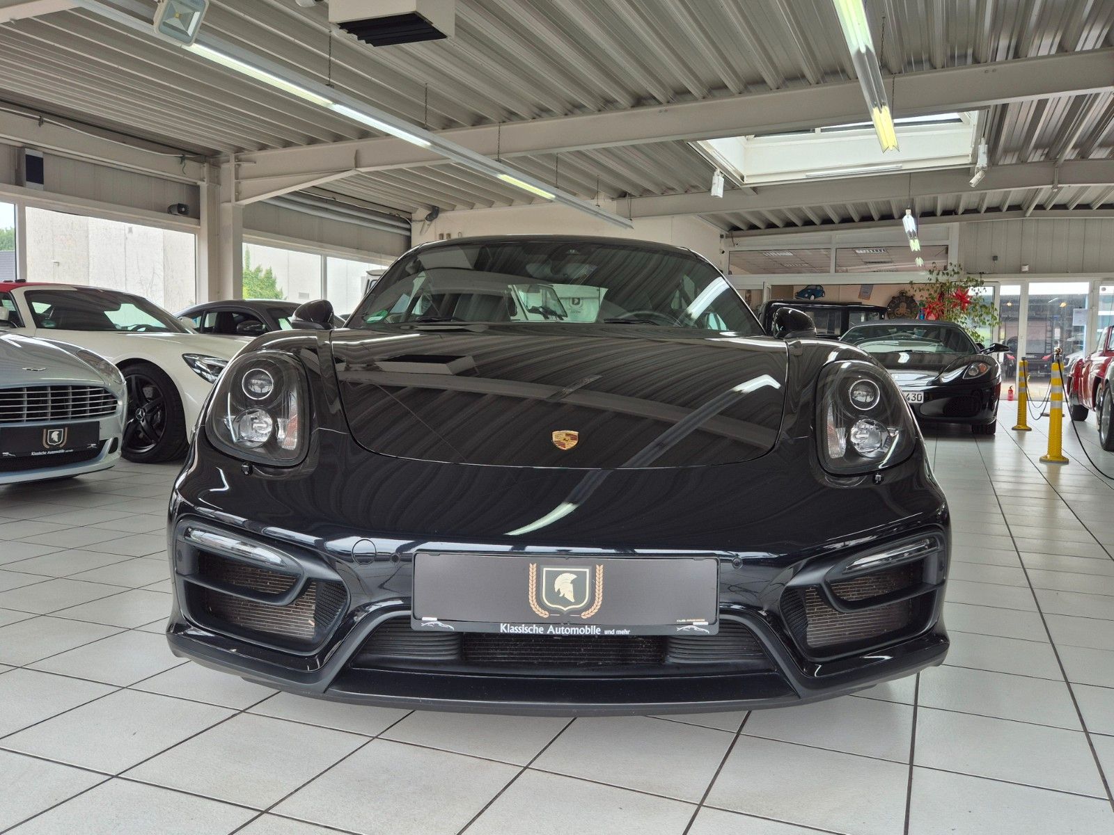 Fahrzeugabbildung Porsche Cayman GTS "All Black"/Approved/Schalter/1A Zust