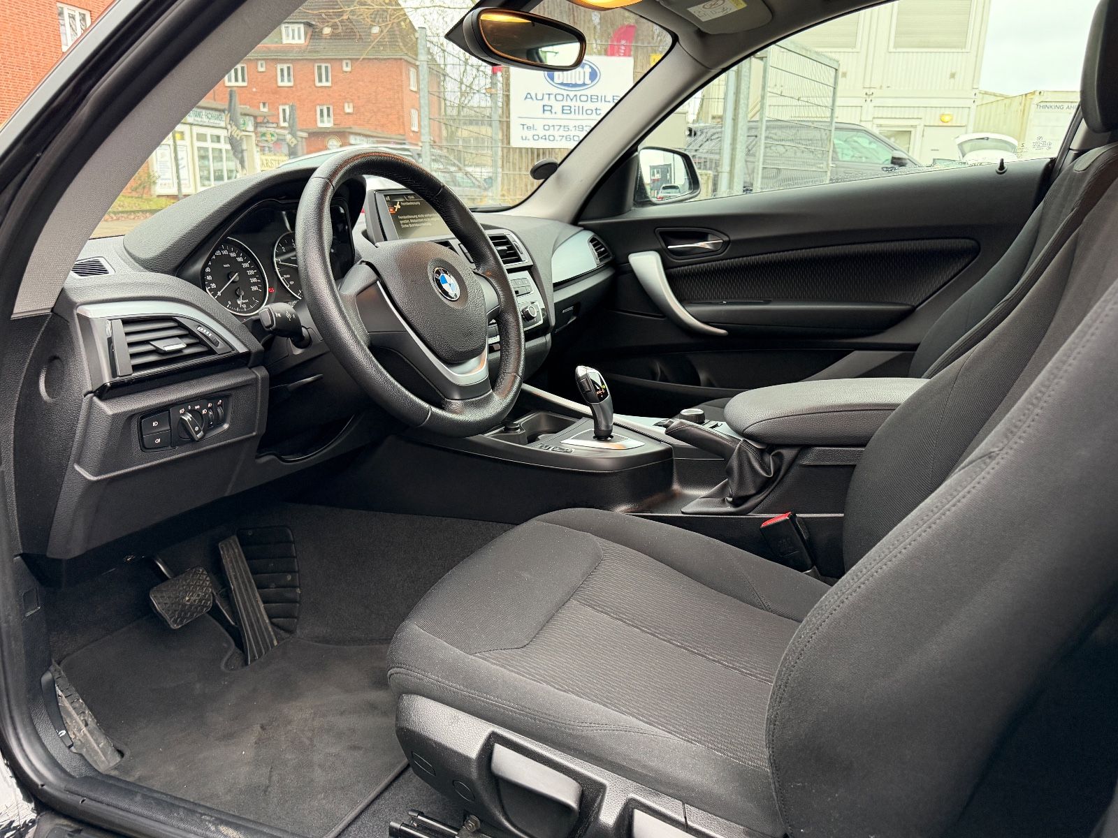 Fahrzeugabbildung BMW 118d AUTOMATK*LED*KLIMA*RADIO