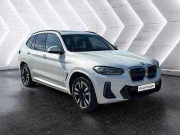 صورة 7 لـ 2024 BMW IX3