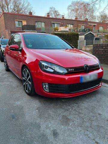 Volkswagen VW Golf 6 GTI Adidas Edition