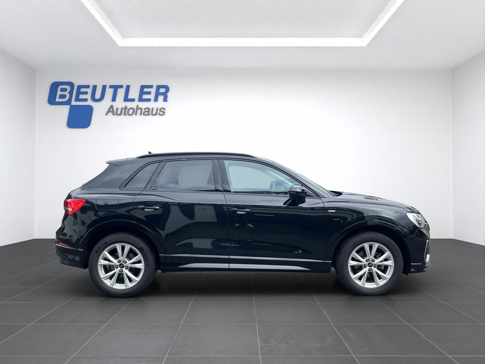Audi Q3 35 1.5 TFSI S Line 18" Panorama LED CarPlay foto 7
