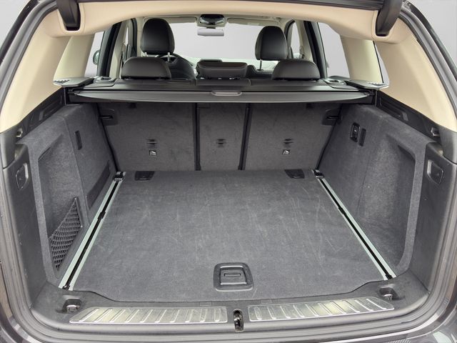 Fahrzeugabbildung BMW X3 xDrive 20d xLine+LED+Kamera+ACC+Head-Up+AHK