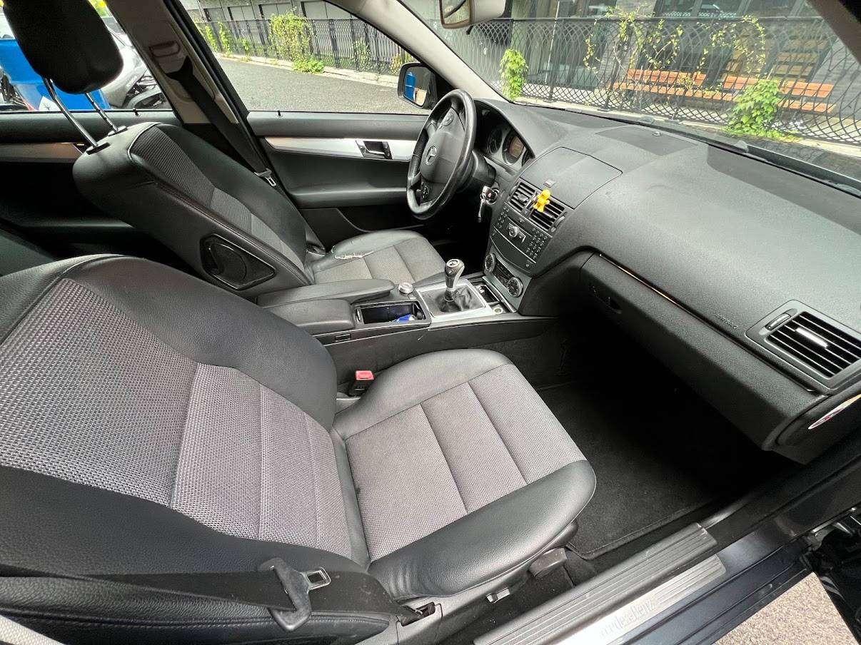 Mercedes-Benz C220 2008 — photo 11