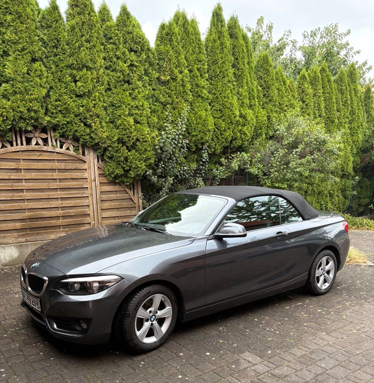 Image of BMW 218