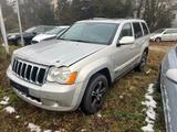 Jeep Grand Cherokee 3.0 CRD Limited - silberne Jeep Grand Cherokee