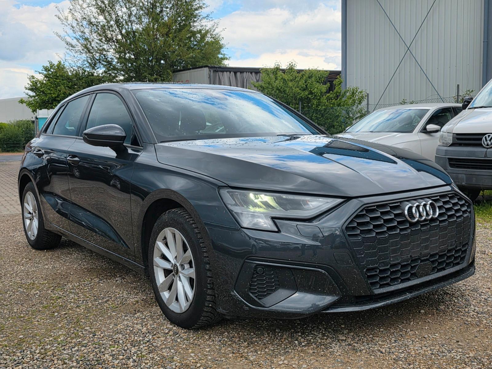 Audi A3 30 TFSI advanced/114