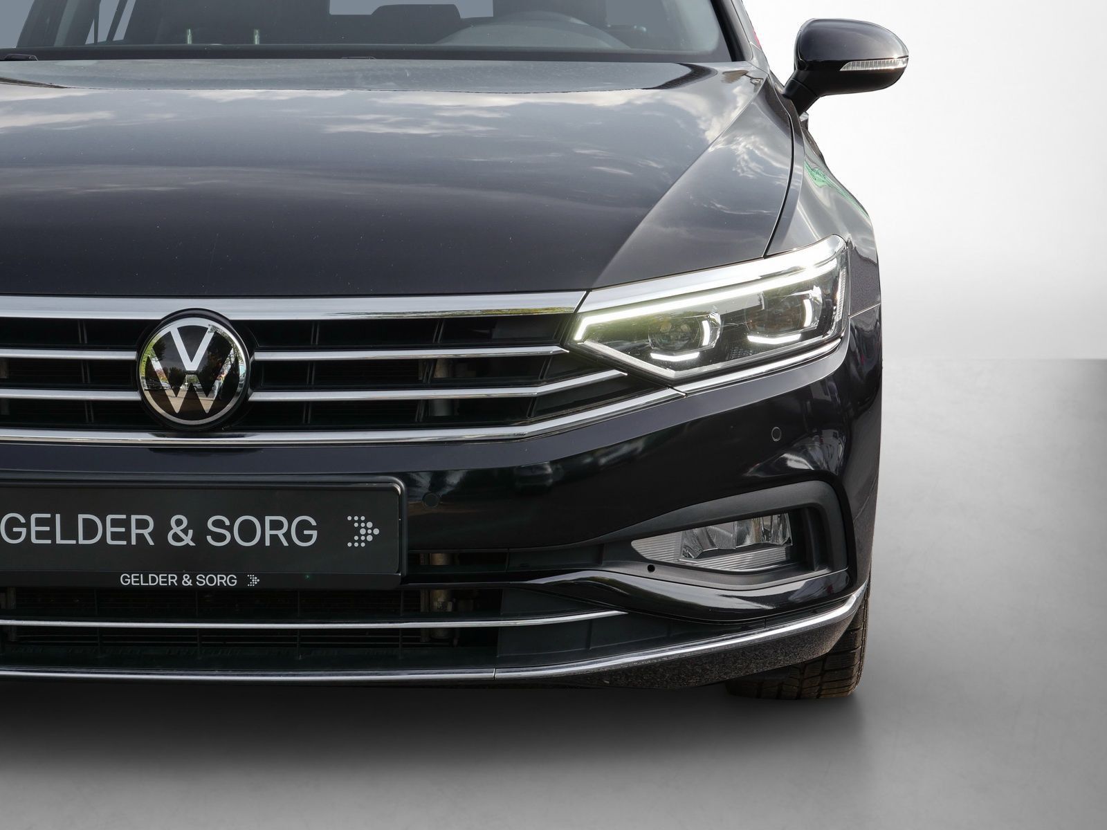 Volkswagen Passat Variant - Bild 12