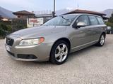 Volvo V70/XC70 V70 2.4 D5 20V (185CV) cat Class - Volvo V70: 20v