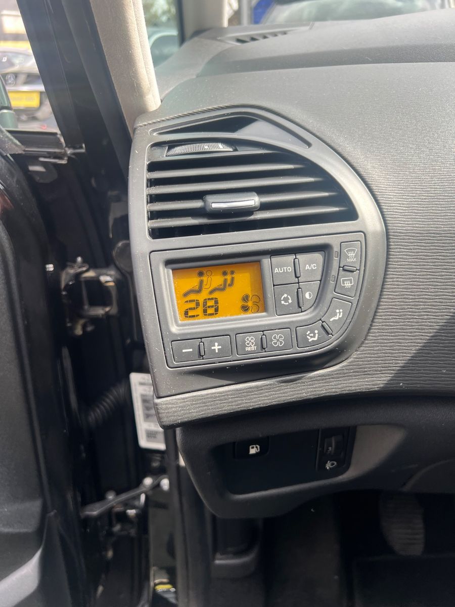 Fahrzeugabbildung Citroën C4 Picasso Tendance