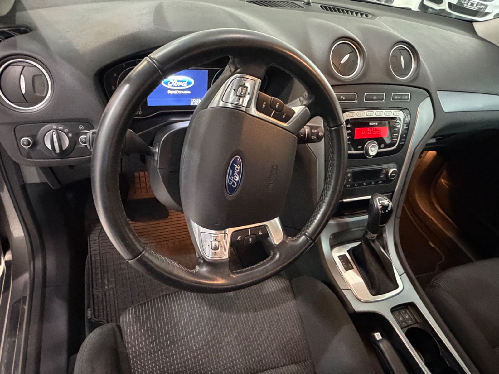 Fahrzeugabbildung Ford Mondeo Turnier Titanium