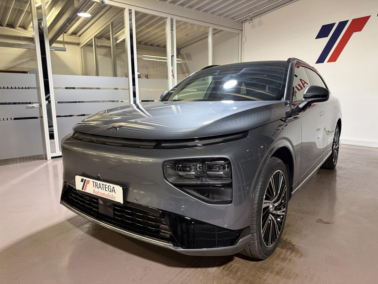 XPENG G9