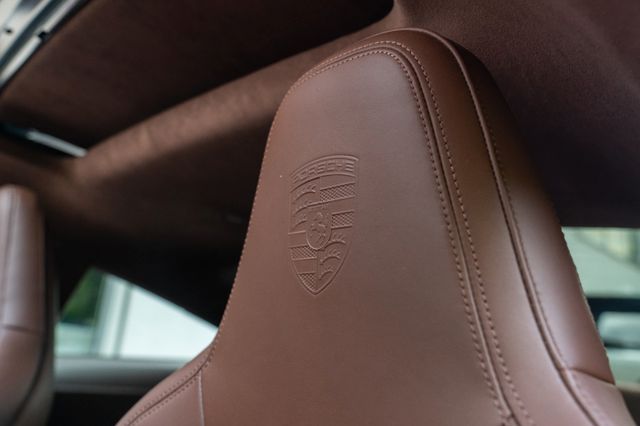 Porsche 992.2 Carrera 4 GTS / COUPE / 18 WEGE / LED Porsche 992.2 Carrera 4 GTS / COUPE / 18 WEGE / LED