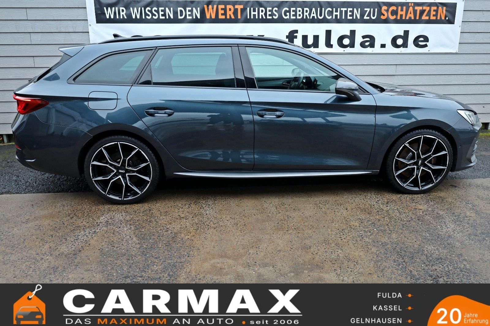 Fahrzeugabbildung CUPRA Leon Sportstourer VZ,Leder,Navi,LED,SH,Kamera+WR