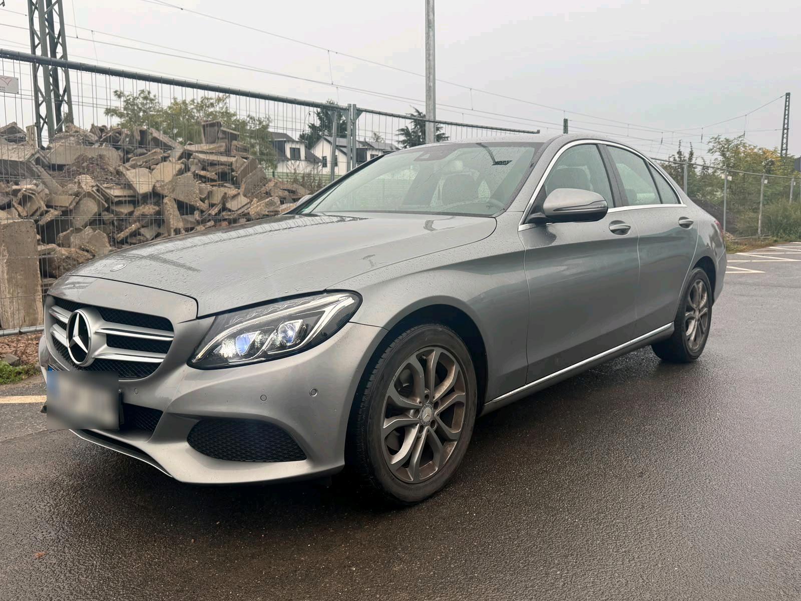 Mercedes-Benz C 200