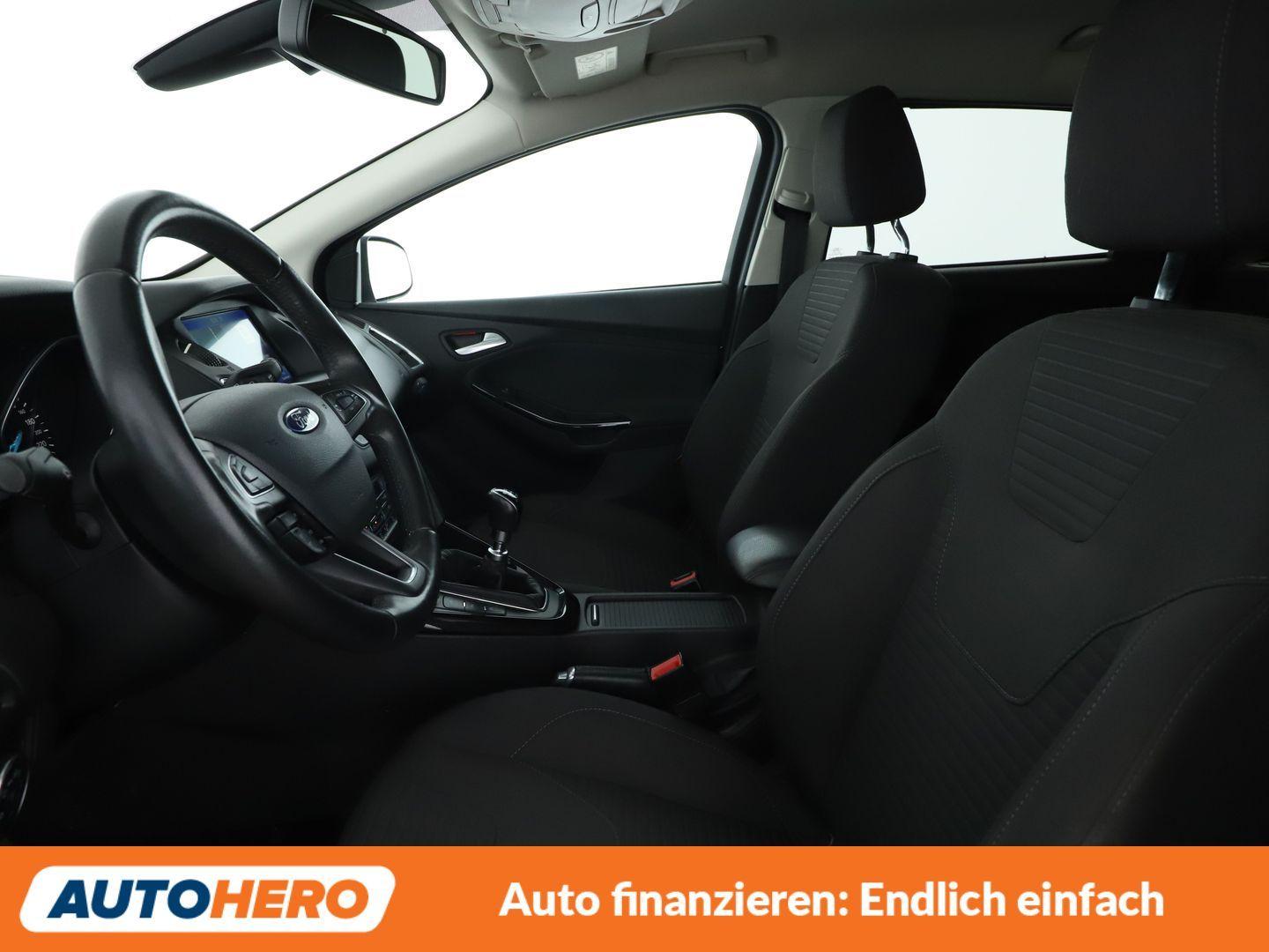 Ford Focus 1.0 EcoBoost Titanium*TEMPO*PDC*SHZ*LIM*