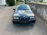 BMW E36 316i limo - BMW 316 mit Benzin-Antrieb: Limousine, 316i E36