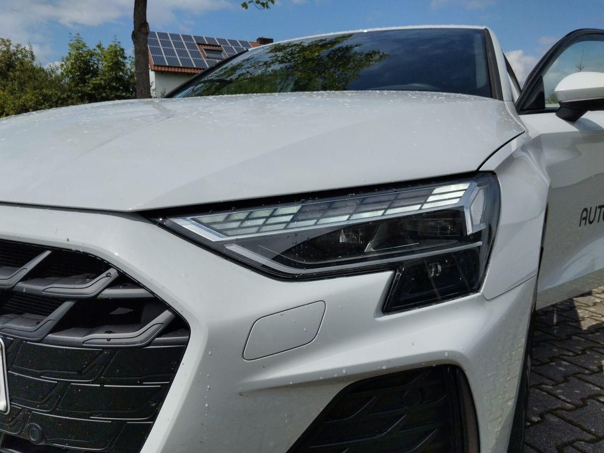 Fahrzeugabbildung Audi A3 Sportback S line 35 TDI 110 kW