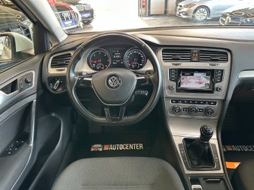 MYAUTOCENTER – Gebraucht- und Jahreswagen mit Werkstattservice in Pfaffenhofen Volkswagen Golf VII *TÜV0228*STHZ*KLIMA*NAV*PDC*BLTH*CD*