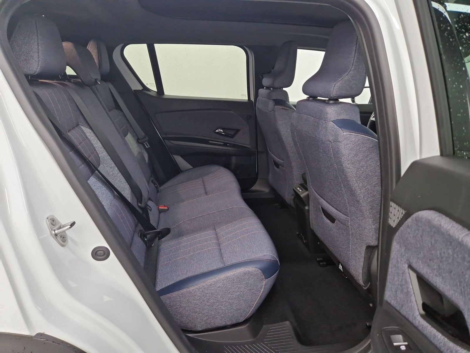 RENAULT R 4 E-Tech Techno plein sud 150 Comfort Range – Bild 11