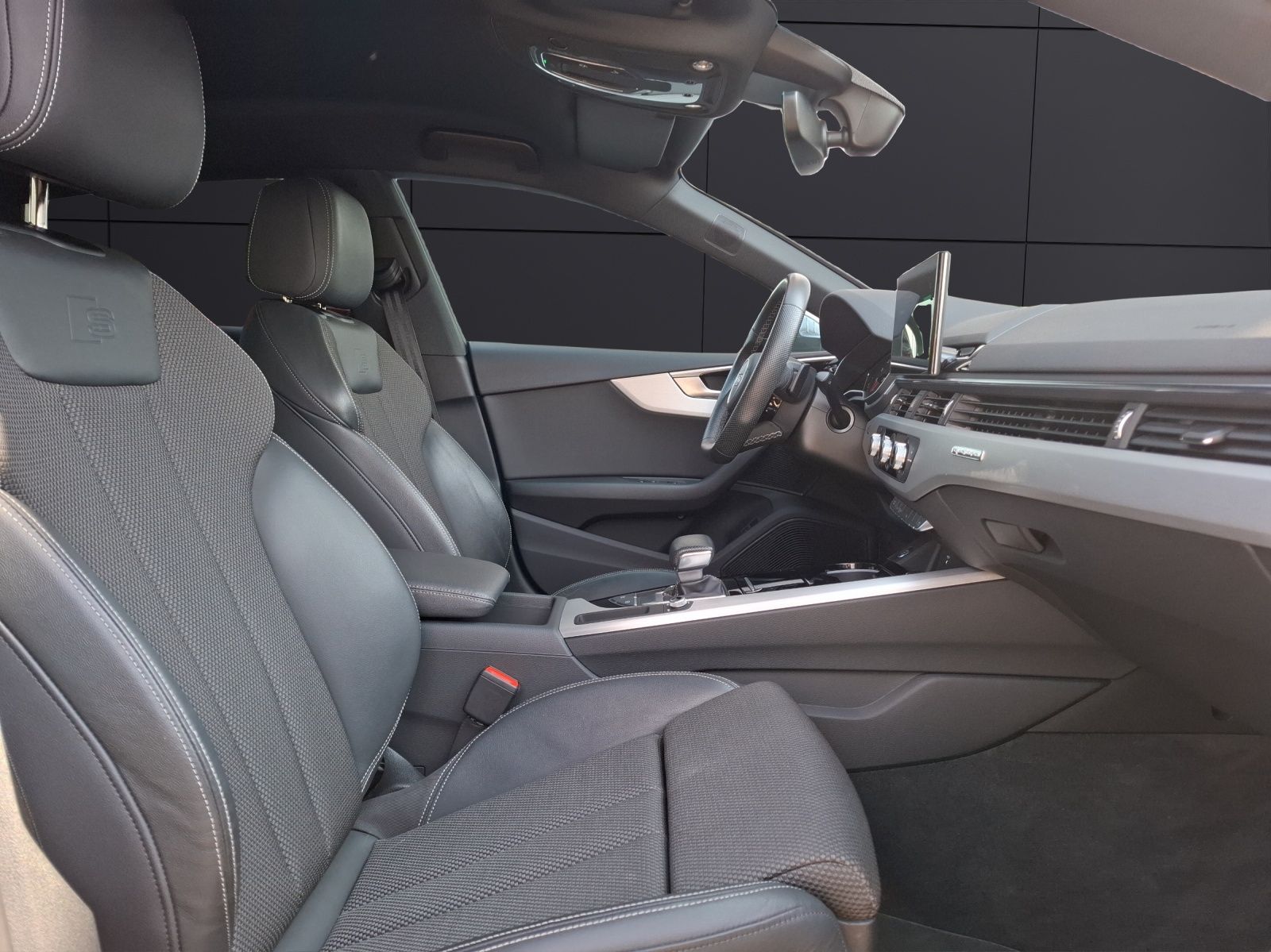 Fahrzeugabbildung Audi A5 Sportback 45 TFSI S-line S-tronic quattro Sta