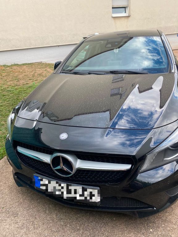 Image of Mercedes-Benz CLA 180