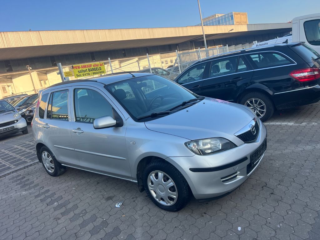 Mazda 2