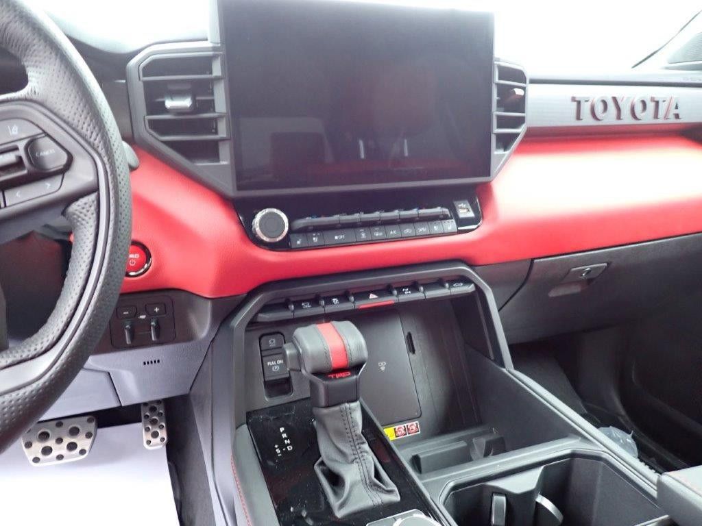 Fahrzeugabbildung Toyota Tundra TRD Pro T1: 75.000 EURO !
