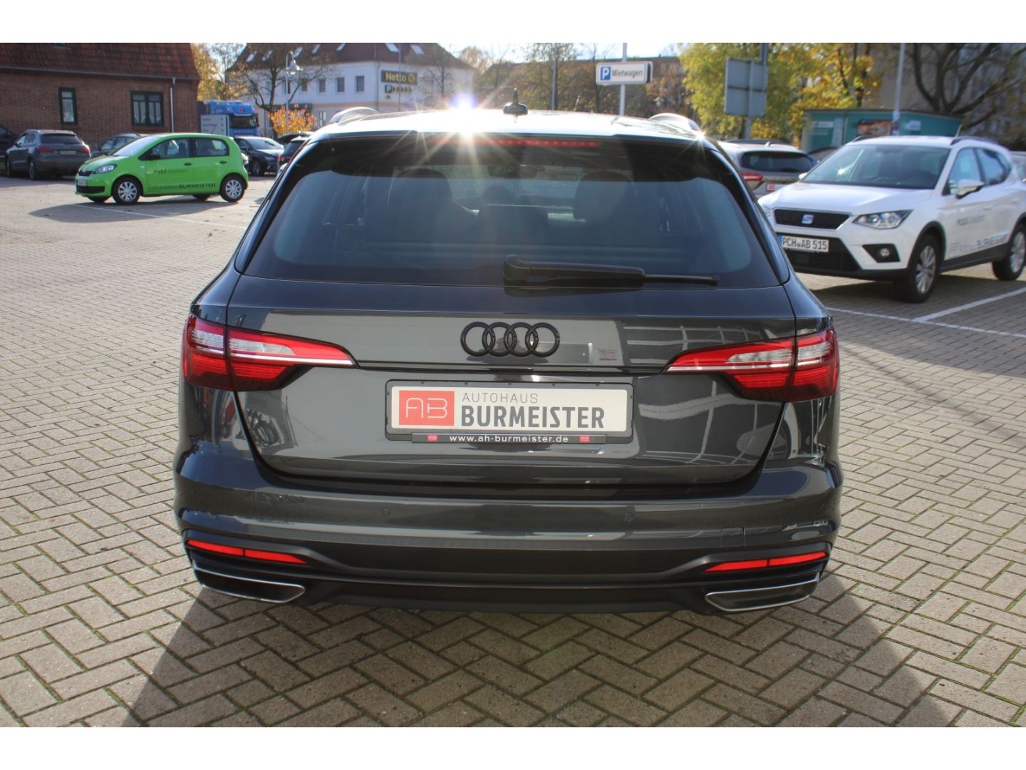 AUDI A4 35 TDI S-Tronic advanced Avant LED Navi DAB V - Image 4