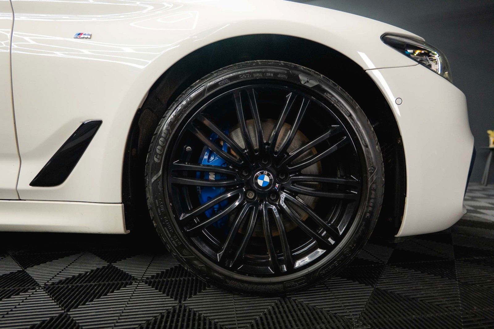 Fahrzeugabbildung BMW 540d xDrive M Sport Shadow | ACC | Pano | LED