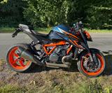 KTM 1290 Superduke R 2022 -Akrapovic- - KTM SUPERDUKE