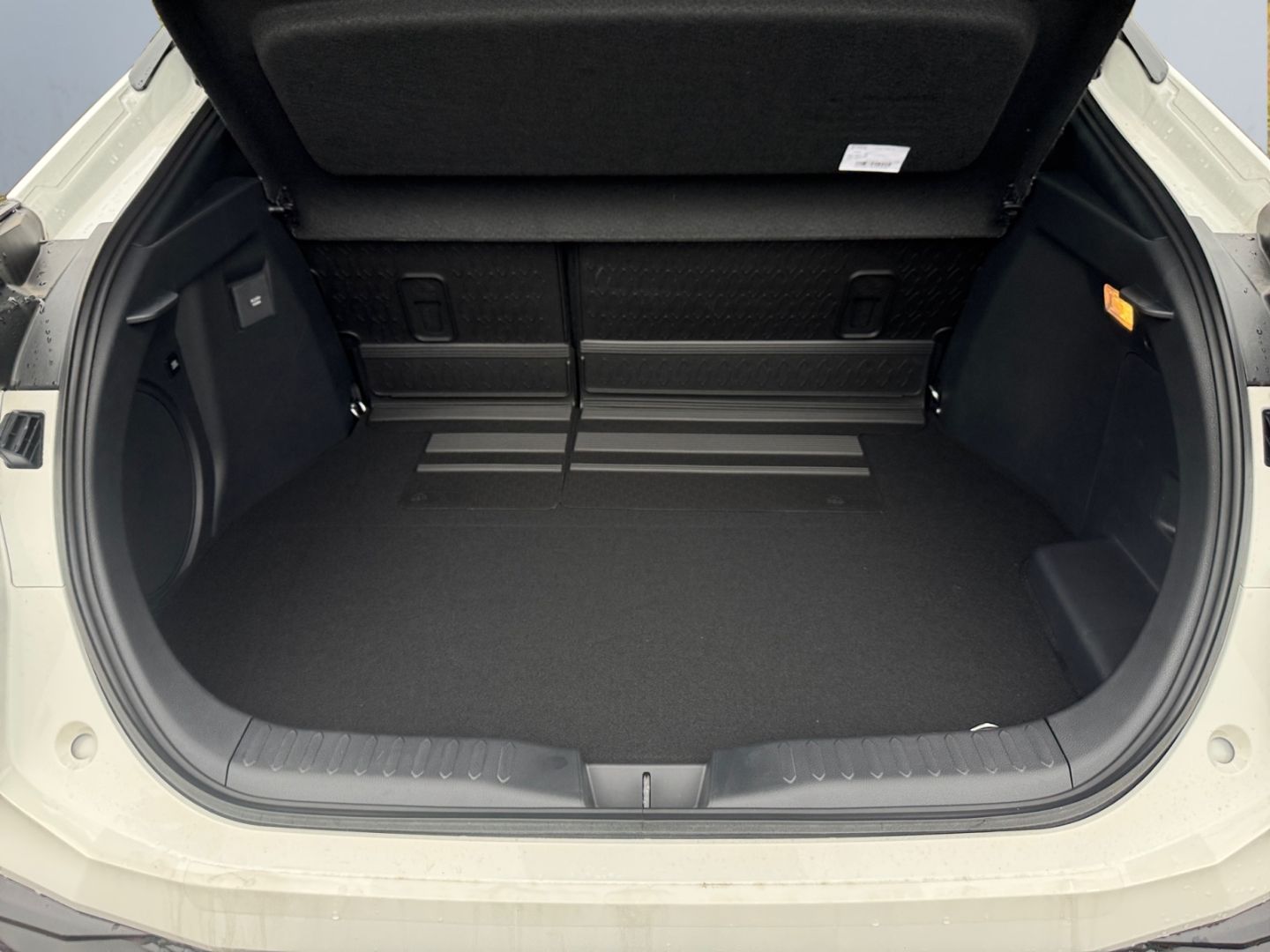 Toyota C-HR - Bild 14