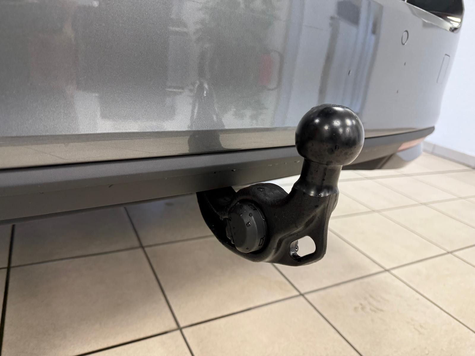 Fahrzeugabbildung SKODA Octavia Combi 2.0 TDI 110 kW Selection / AHK/LED