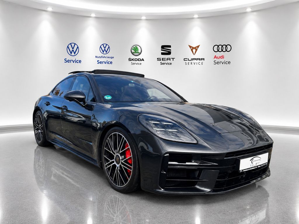 Image of Porsche Panamera