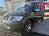 Nissan Navara Pickup Double Cab LE V6 4X4 HU 10.26
