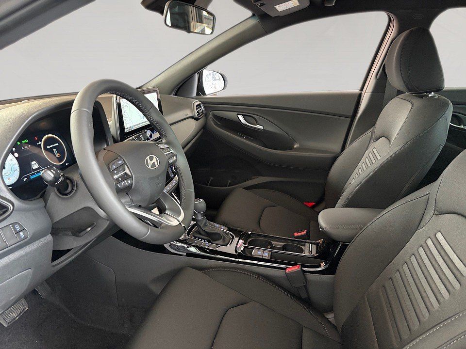 Fahrzeugabbildung Hyundai i30 1.0T 100PS DCT ADVANTAGE Plus-Paket