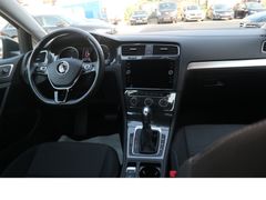 Fahrzeugabbildung Volkswagen Golf 1hd Navi Tempo SHZ Scheckheftgepflegt