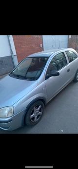 Opel Corsa C Silber 1.0l Automatik 110Tkm - Opel Corsa aus 2004: 1.0