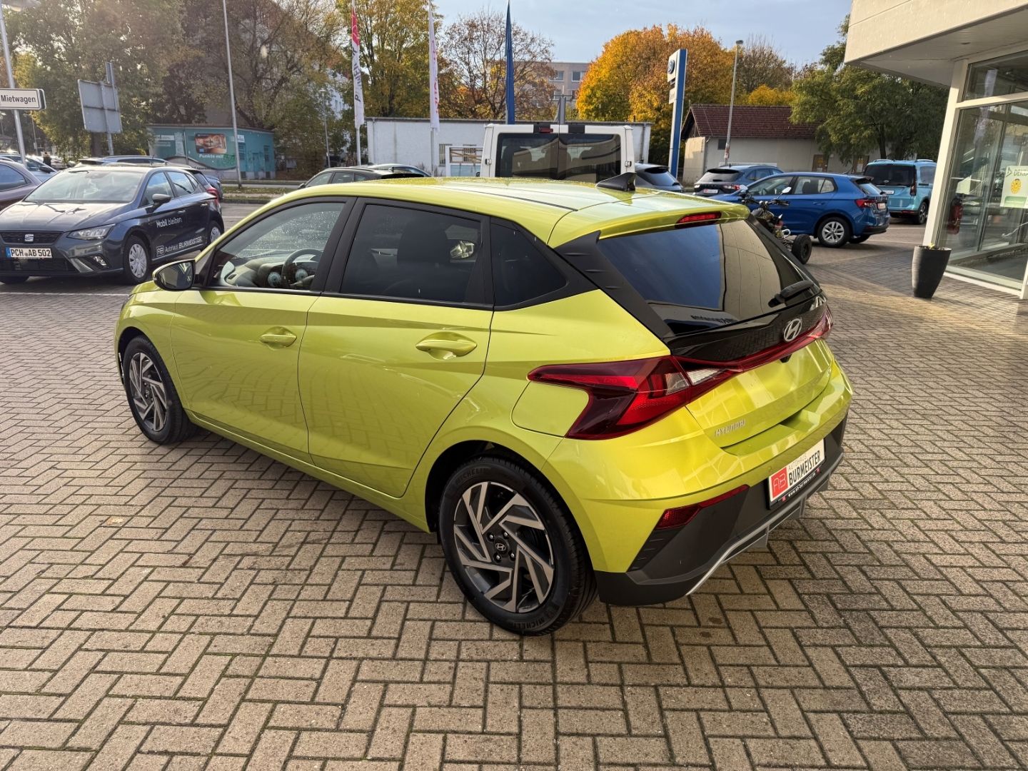 HYUNDAI i20 Select Family Navi Apple CarPlay Android Aut - Image 4