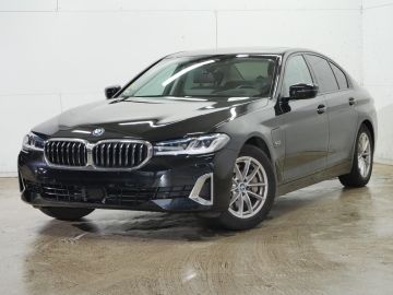 BMW Leasingangebot: BMW 530e xDrive A