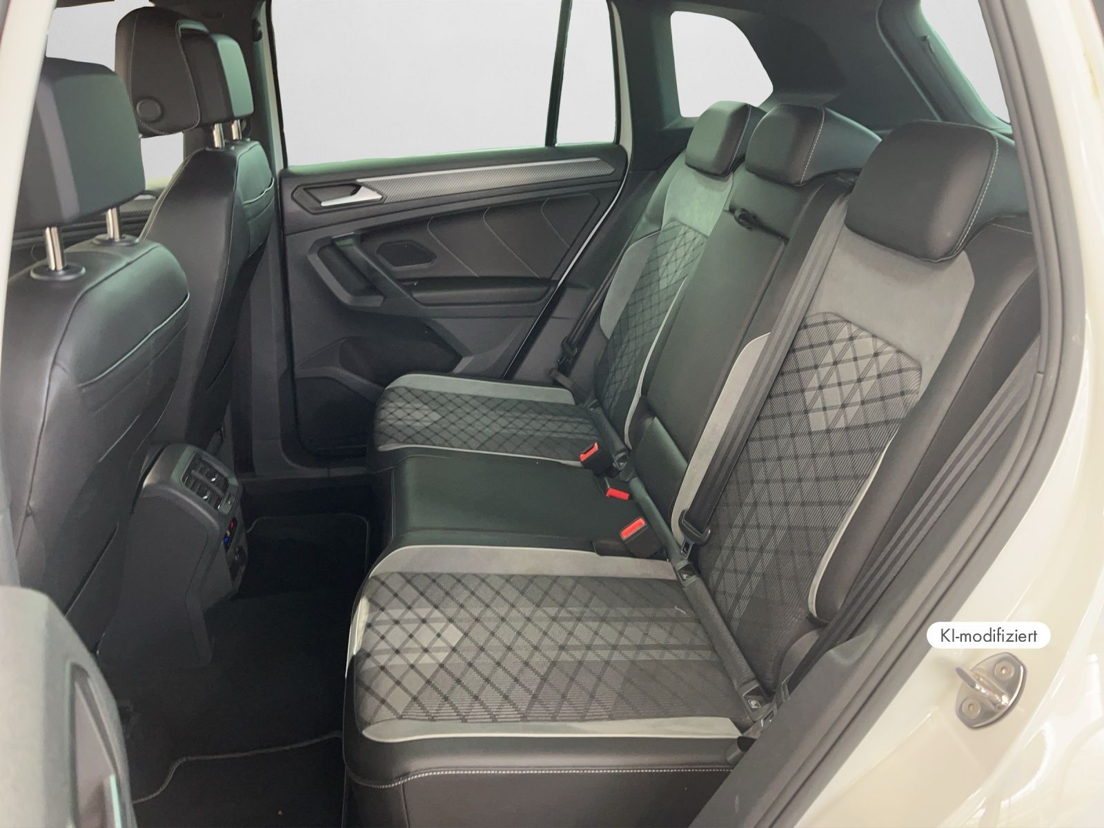 Volkswagen Tiguan - Bild 15