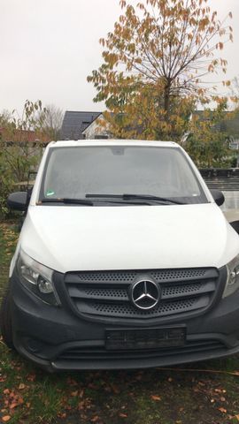 Mercedes-Benz W447 Mercedes Benz Vito 109  04/2016